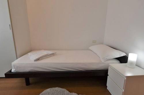 Foto 43 - Apartamento de 3 quartos em Milão