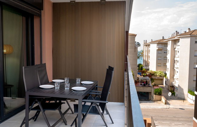 Apartamento de 3 quartos em Calafell com piscina e jardim - Foto 2