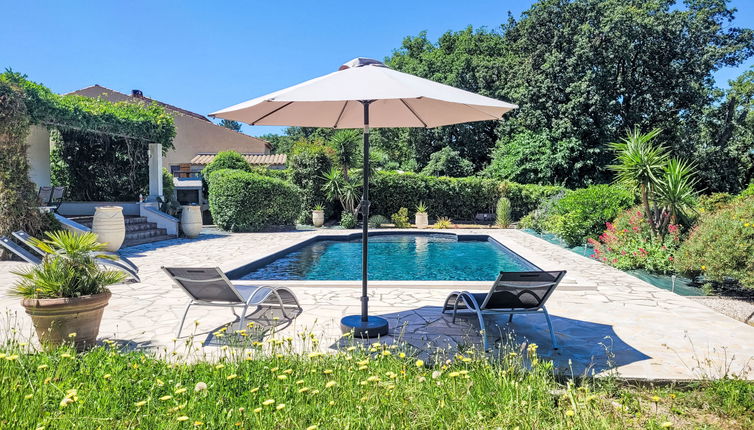 Foto 1 - Casa con 2 camere da letto a Cogolin con piscina privata e giardino