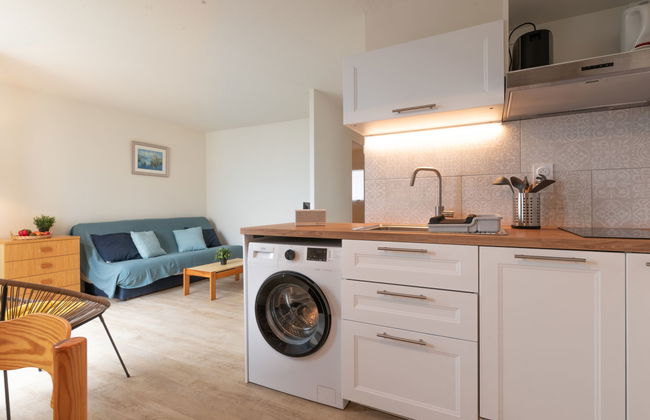 2 bedroom Apartment in Le Grau-du-Roi with terrace - Photo 1