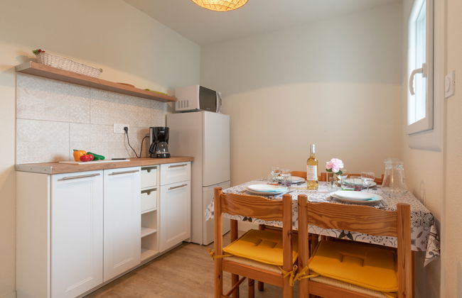 2 bedroom Apartment in Le Grau-du-Roi with terrace - Photo 9