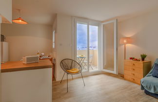 Photo 2 - 1 bedroom Apartment in Le Grau-du-Roi with terrace and sea view