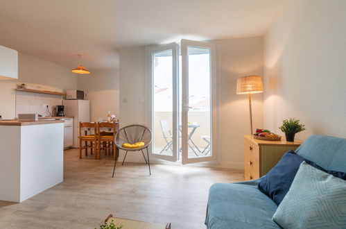 Photo 7 - 1 bedroom Apartment in Le Grau-du-Roi with terrace and sea view