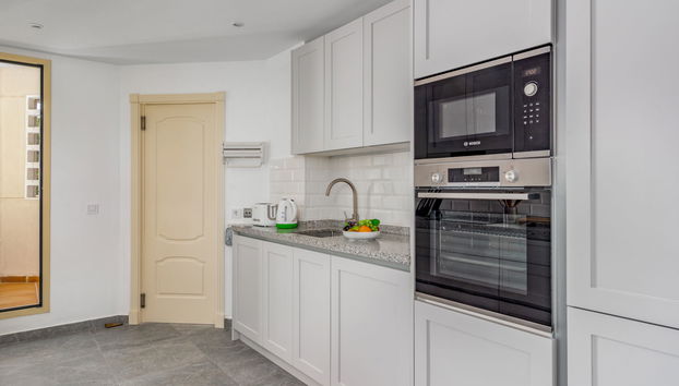 Apartamento de 3 quartos em Marbella com piscina e jardim - Foto 5