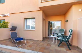 Photo 3 - 2 bedroom Apartment in Pals with swimming pool and garden