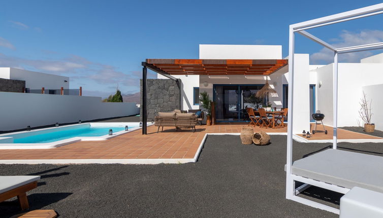 Photo 1 - Maison de 2 chambres à Yaiza avec piscine privée et vues à la mer