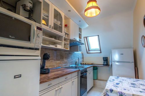 Foto 16 - Apartamento de 5 quartos em Balatonkeresztúr com piscina privada e jardim