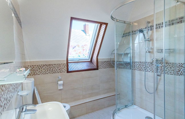 Apartamento de 5 quartos em Balatonkeresztúr com piscina privada e jardim - Foto 14