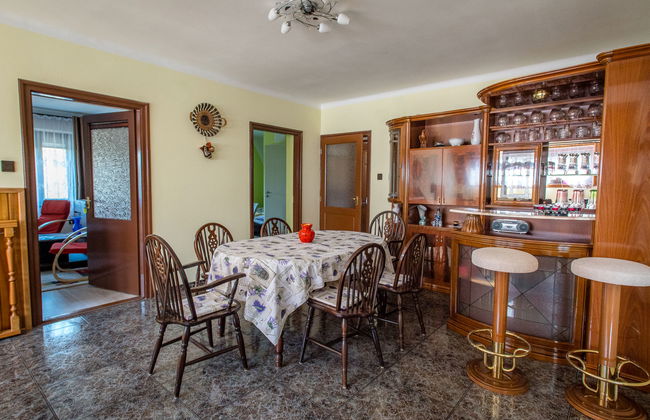 Apartamento de 5 quartos em Balatonkeresztúr com piscina privada e jardim - Foto 4
