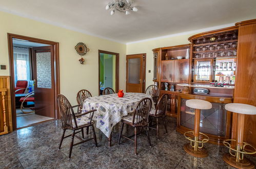 Photo 4 - 5 bedroom Apartment in Balatonkeresztúr with private pool and garden