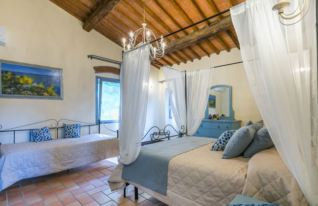 Apartamento de 2 quartos em Castagneto Carducci com piscina e jardim - Foto 19