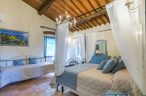 Photo 18 - 1 bedroom Apartment in Castagneto Carducci with swimming pool and sea view