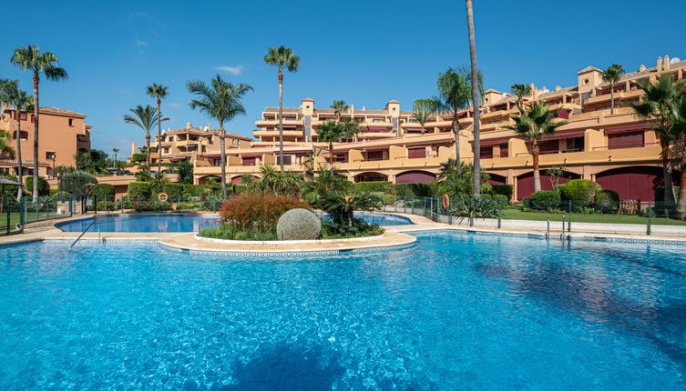 Photo 1 - Maison de 3 chambres à Estepona avec piscine et vues à la mer