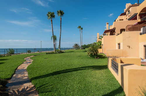 Foto 33 - Casa de 3 habitaciones en Estepona con piscina y vistas al mar