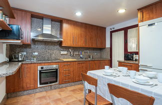 Photo 3 - 3 bedroom House in Estepona with swimming pool and sea view