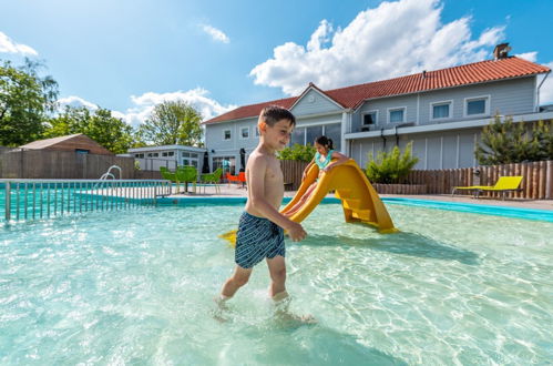 Foto 10 - Casa de 2 quartos em Nunspeet com piscina e terraço