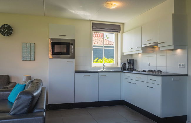 Casa de 4 quartos em Oost-Graftdijk com piscina e terraço - Foto 7