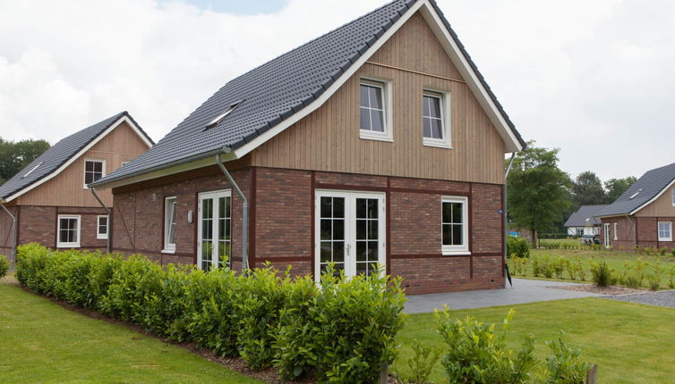 Photo 1 - Maison de 6 chambres à Susteren avec piscine et terrasse