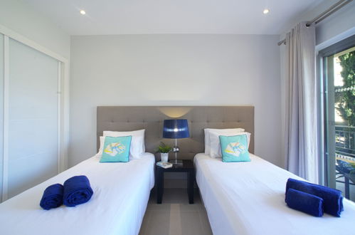 Foto 20 - Apartamento de 2 quartos em Loulé com piscina e vistas do mar
