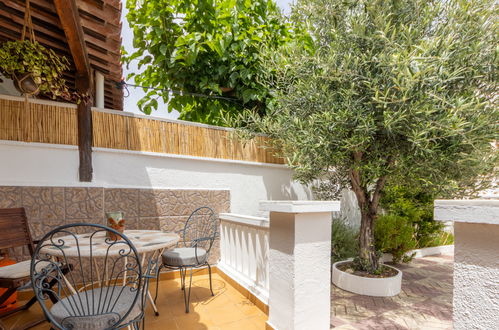 Photo 5 - 2 bedroom House in Torredembarra with garden