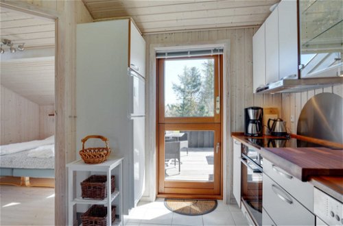 Foto 13 - Haus mit 3 Schlafzimmern in Blokhus mit terrasse und sauna