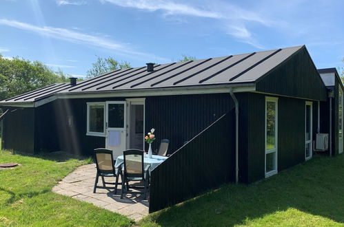 Photo 4 - Maison de 3 chambres à Rindby Strand avec terrasse