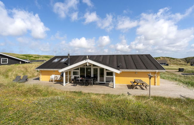 Casa de 4 quartos em Hvide Sande com piscina privada e terraço - Foto 9