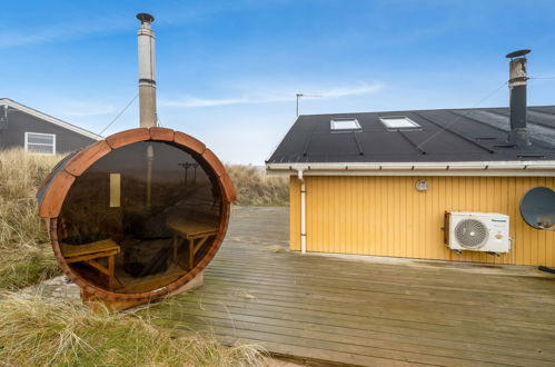 Foto 26 - Casa de 4 quartos em Hvide Sande com piscina privada e terraço