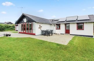 Photo 2 - Maison de 4 chambres à Ringkøbing avec terrasse et sauna