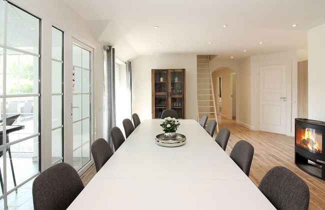 5 bedroom House in Væggerløse with private pool and terrace - Photo 32