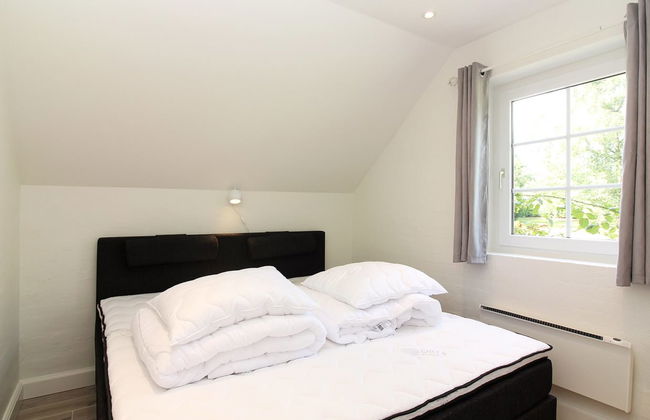 5 bedroom House in Væggerløse with private pool and terrace - Photo 24