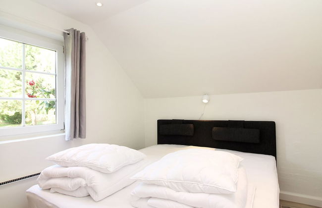 5 bedroom House in Væggerløse with private pool and terrace - Photo 23