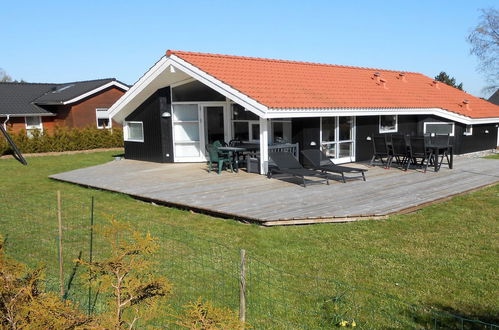 Photo 2 - Maison de 4 chambres à Væggerløse avec terrasse et sauna