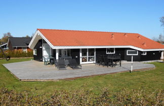 Foto 1 - Haus mit 4 Schlafzimmern in Væggerløse mit terrasse und sauna