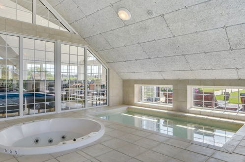Photo 6 - Maison de 16 chambres à Idestrup avec piscine privée et terrasse