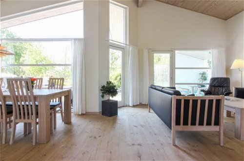 Foto 5 - Casa de 4 habitaciones en Væggerløse con piscina privada y terraza