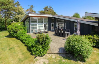 Photo 2 - Maison de 4 chambres à Væggerløse avec piscine privée et terrasse