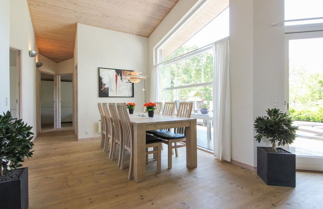 4 bedroom House in Væggerløse with private pool and terrace - Photo 20