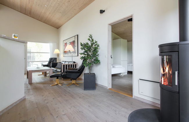 4 bedroom House in Væggerløse with private pool and terrace - Photo 14