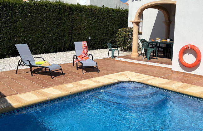3 bedroom House in Jávea with private pool and garden - Photo 1