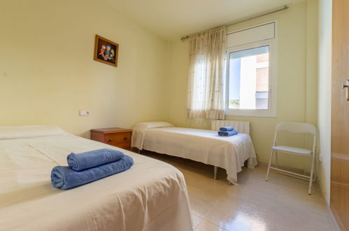 Foto 13 - Appartamento con 3 camere da letto a Calafell con piscina e terrazza