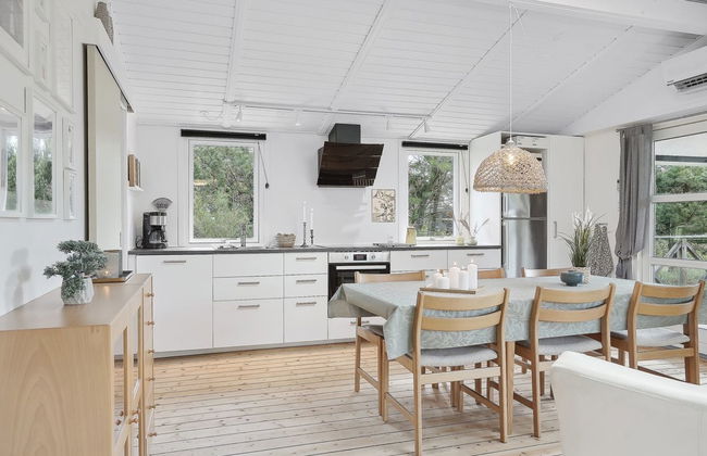 "Olof" - 100m from the sea - Foto 2