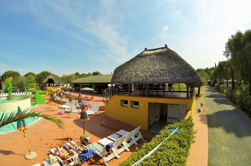 Foto 19 - Haus mit 2 Schlafzimmern in Bibbona mit schwimmbad und blick aufs meer