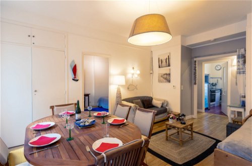 Foto 8 - Apartamento de 3 habitaciones en Saint-Malo con vistas al mar