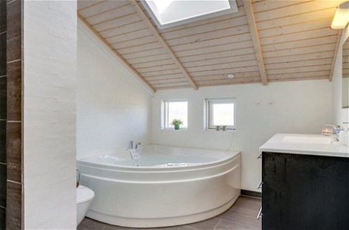 Foto 9 - Casa con 4 camere da letto a Hirtshals con terrazza e sauna