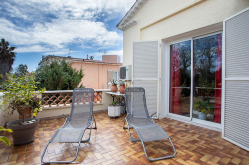 Photo 21 - Appartement de 3 chambres à Villeneuve-Loubet avec terrasse et vues à la mer