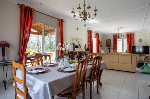 Photo 10 - 3 bedroom Apartment in Villeneuve-Loubet with garden and terrace