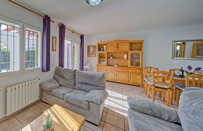 Casa de 4 quartos em Calp com piscina e jardim - Foto 11