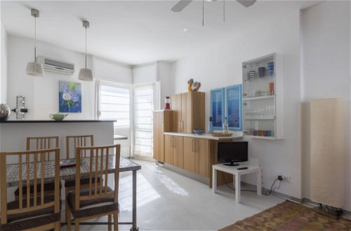 Foto 9 - Apartamento de 1 habitación en Ventimiglia con vistas al mar