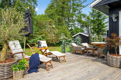 Foto 5 - Casa de 2 quartos em Hadsund com terraço e banheira de hidromassagem